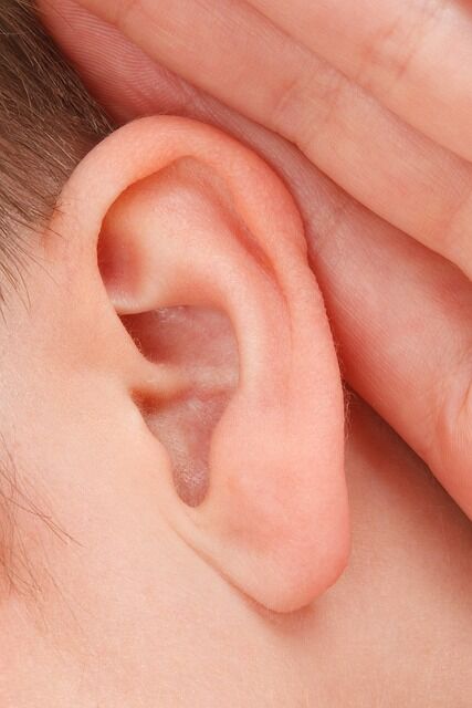 Tinnitus Hörsturz Symbolbild